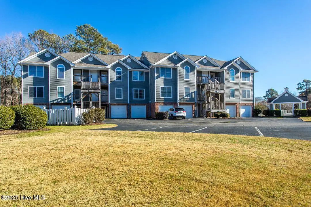 422 Albemarle Boulevard #Apt 12c, Hertford, NC 27944 - #1