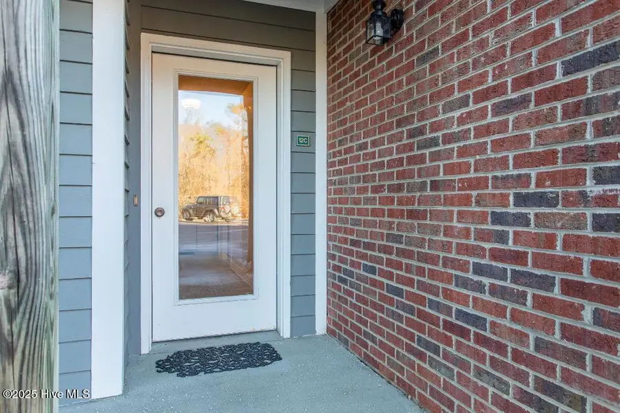 422 Albemarle Boulevard #Apt 12c, Hertford, NC 27944 - #3