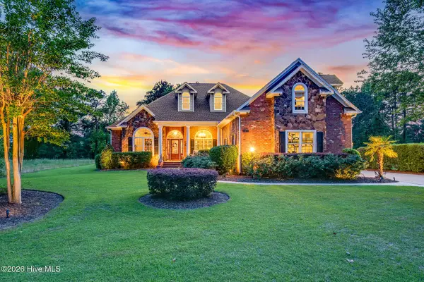 152 E Winding Way, Wallace, NC 28466