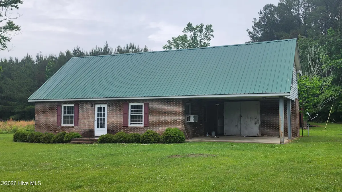581 Hallsboro Road, Clarkton, NC 28433 - #1