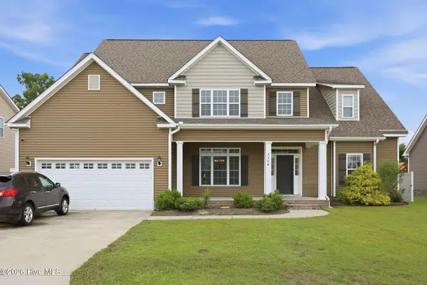 2204 Birch Hollow Drive, Winterville, NC 28590
