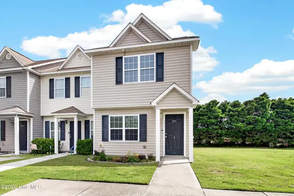 201 Lanieve Court #4, Hubert, NC 28539