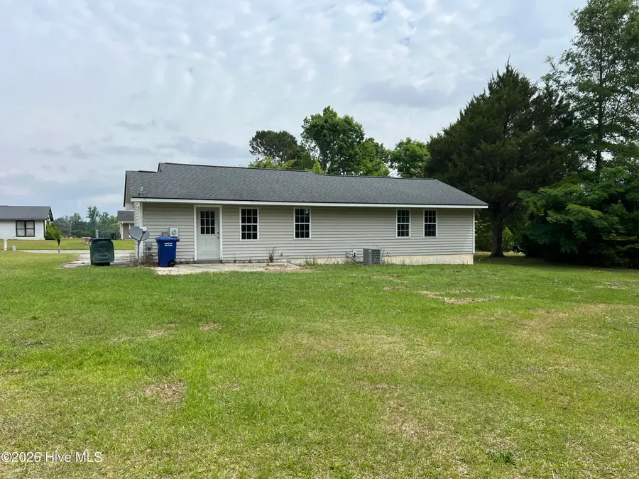 636 Hill Road Circle, Ayden, NC 28513 - #2