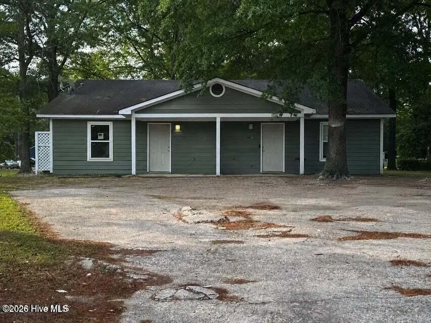 1102 Lewis Circle #1102, 1104, 1106, Rockingham, NC 28379 - #3
