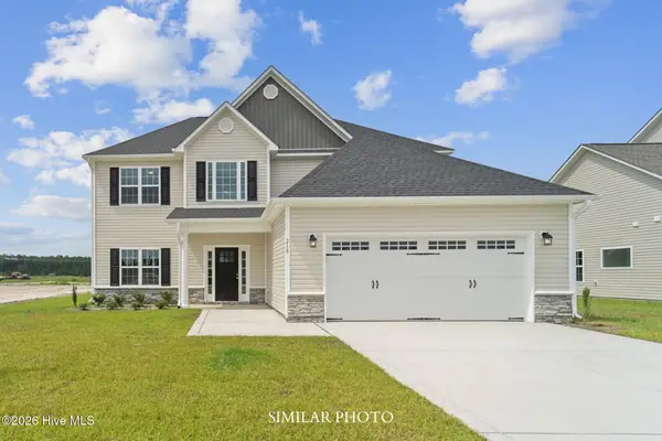 98 Twisted Vine Boulevard, Jacksonville, NC 28546
