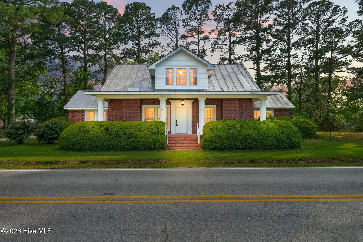 207 W 3rd Street, Princeton, NC 27569 - #1