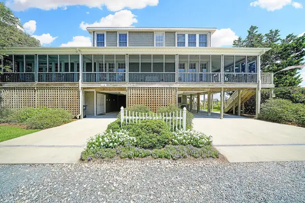 115 SW Yacht Drive, Oak Island, NC 28465
