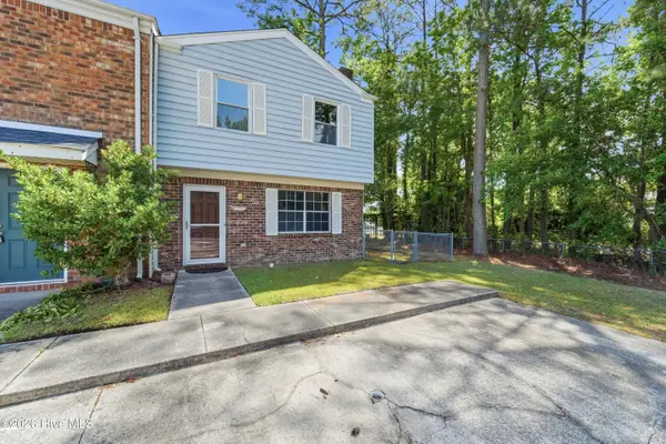200 Myrtlewood Circle, Jacksonville, NC 28546
