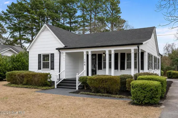 108 N Watauga Avenue, Dunn, NC 28334