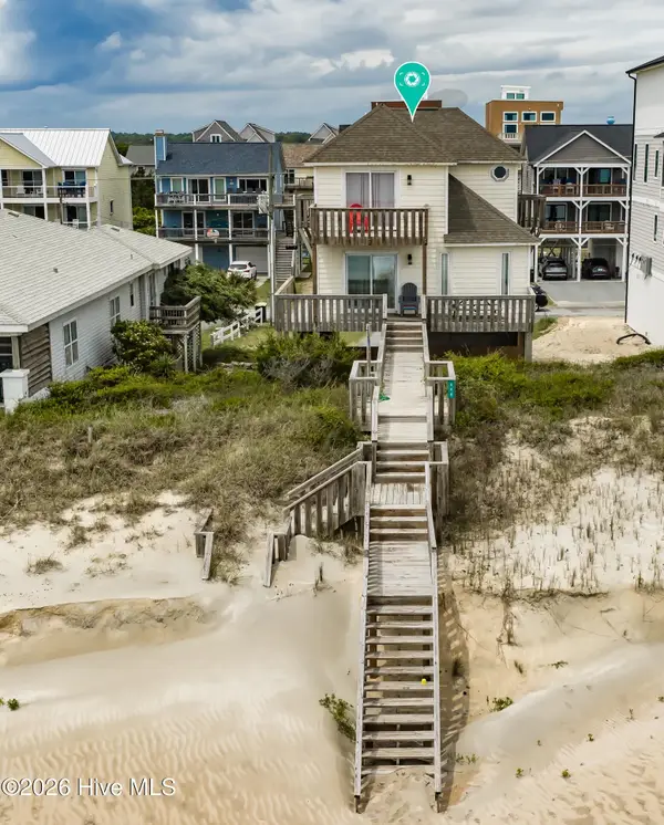 608 S Shore Drive, Surf City, NC 28445