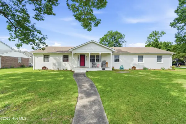 301 King Richard Court, Jacksonville, NC 28546