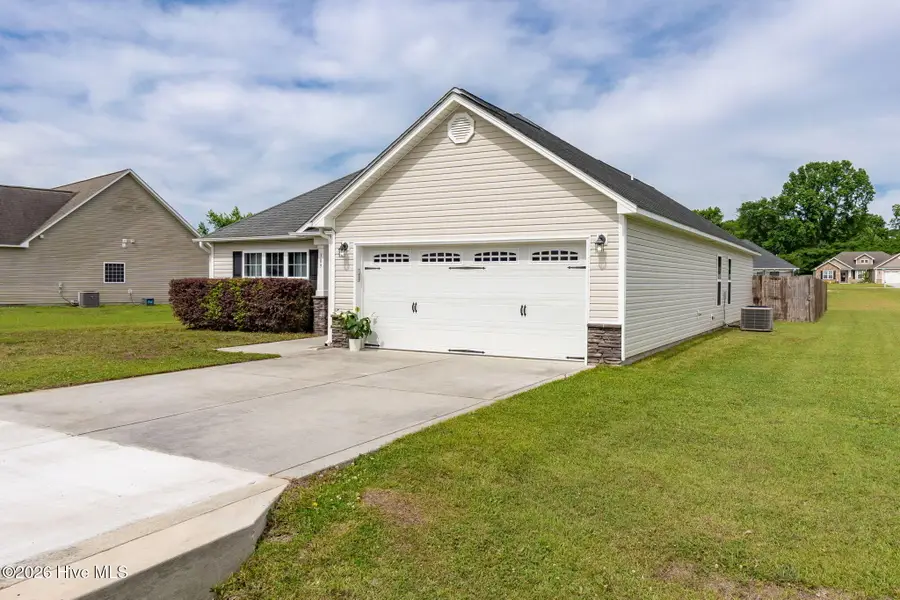 309 Cadenza Lane, Richlands, NC 28574 - #2