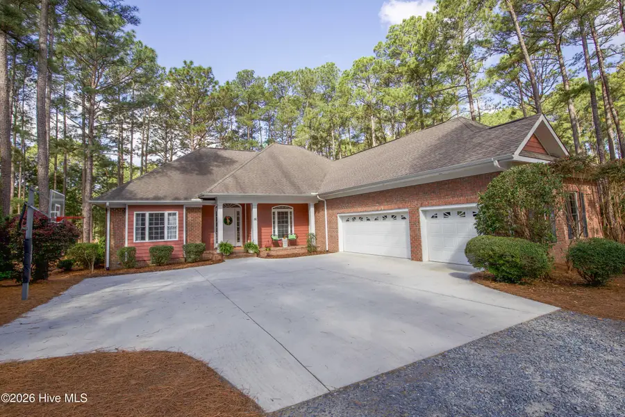 16 Montrose Court, Pinehurst, NC 28374 - #3