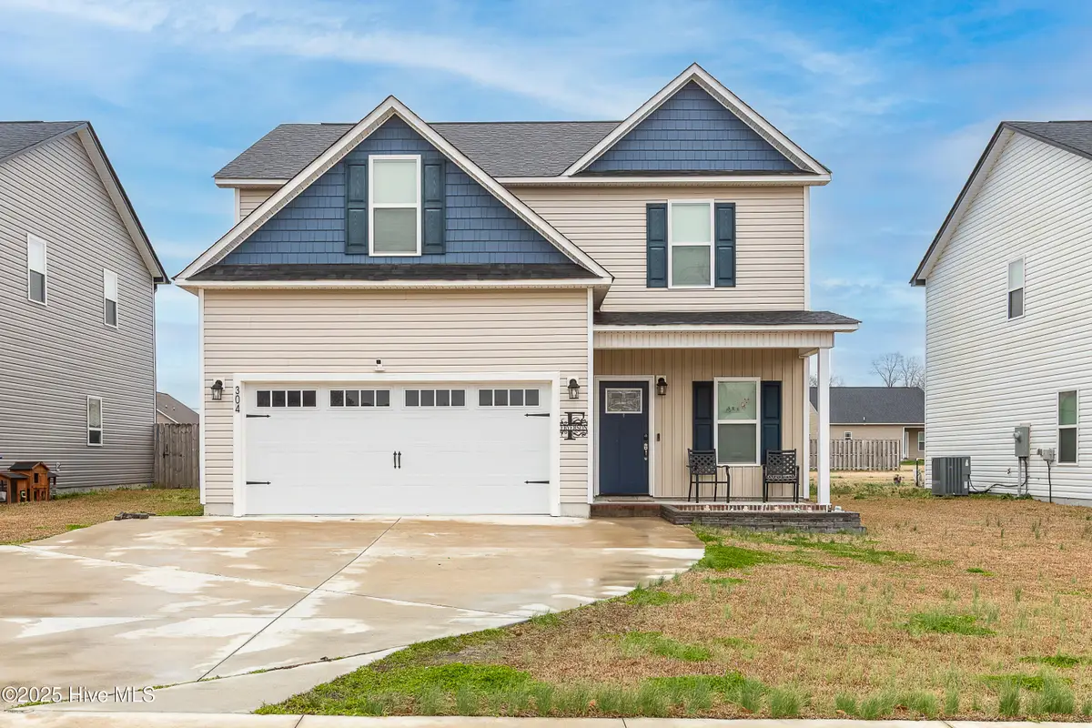 304 E Franck Street, Richlands, NC 28574 - #1