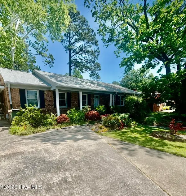 2104 Charles Boulevard, Greenville, NC 27858