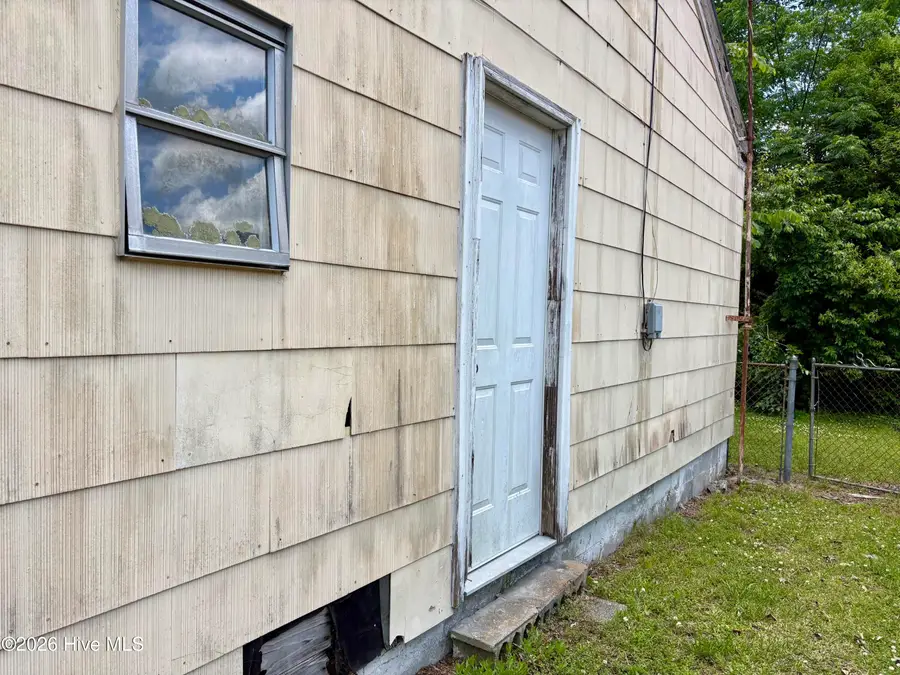 405 Lane Street, Elizabeth City, NC 27909 - #3