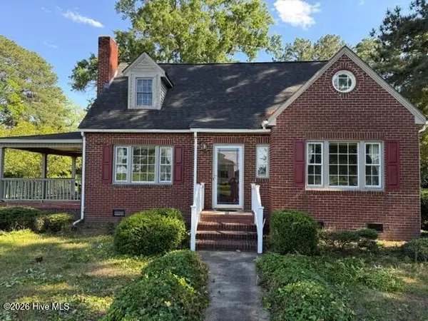 205 W Purvis Street, Robersonville, NC 27871