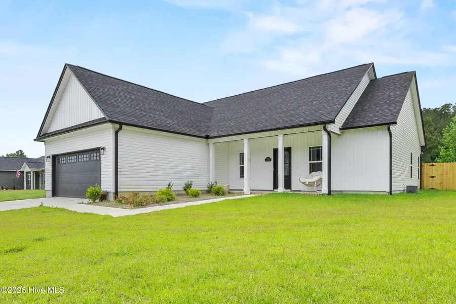 309 Belgian Court, Richlands, NC 28574 - #2