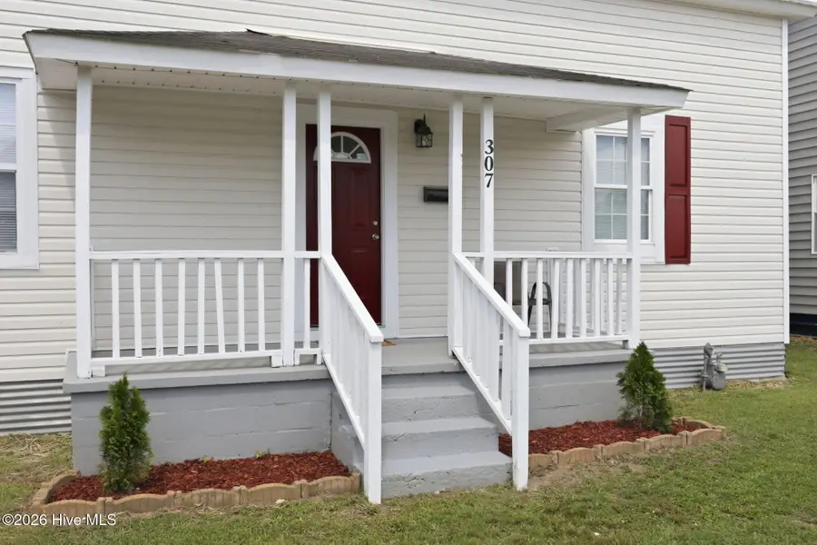307 S Mcdaniel Street, Kinston, NC 28501 - #3