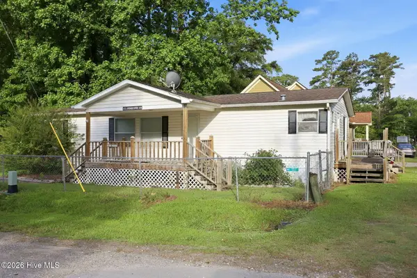 175 Pine Cone Lane, Blounts Creek, NC 27814
