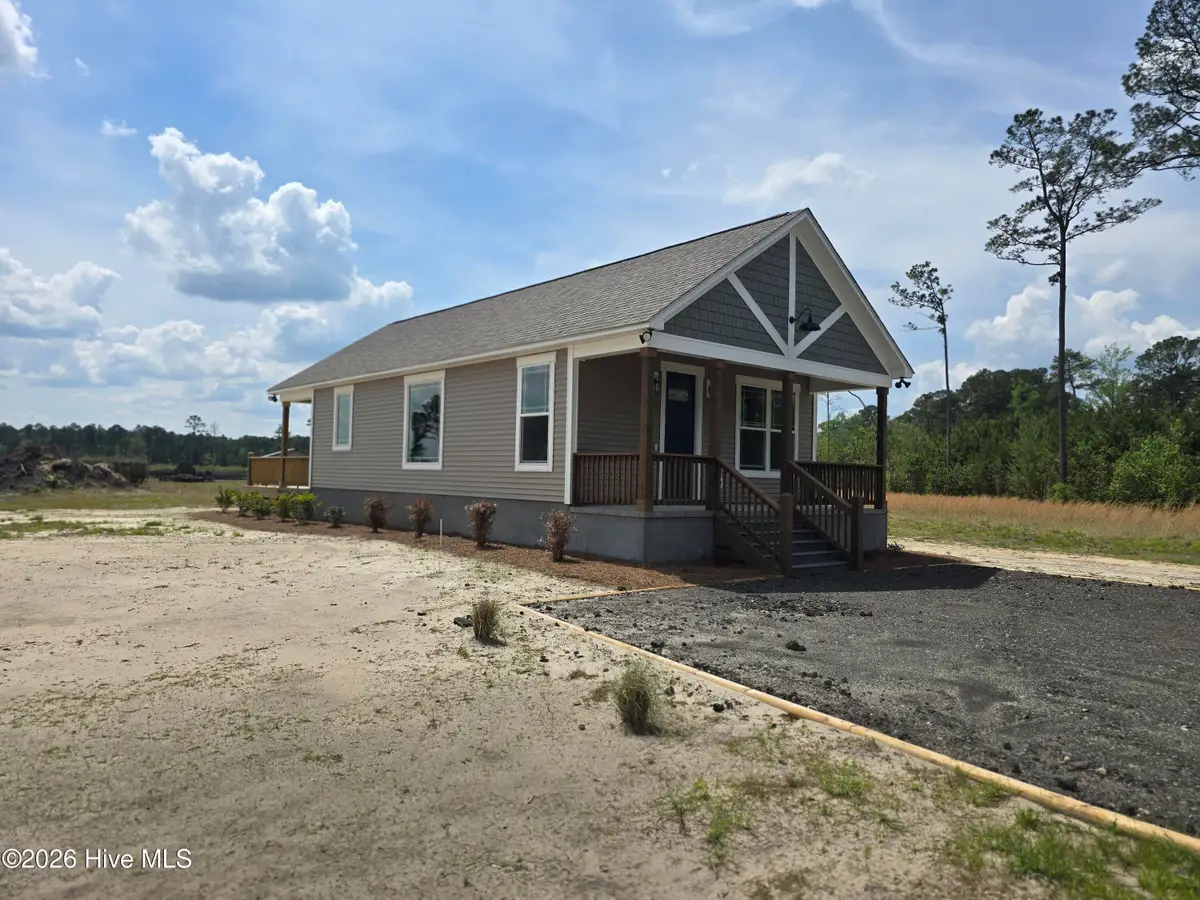 589 Stokestown Road, Wallace, NC 28466 - #1