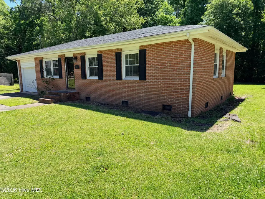 308 Sheffield Road, Jacksonville, NC 28546 - #2