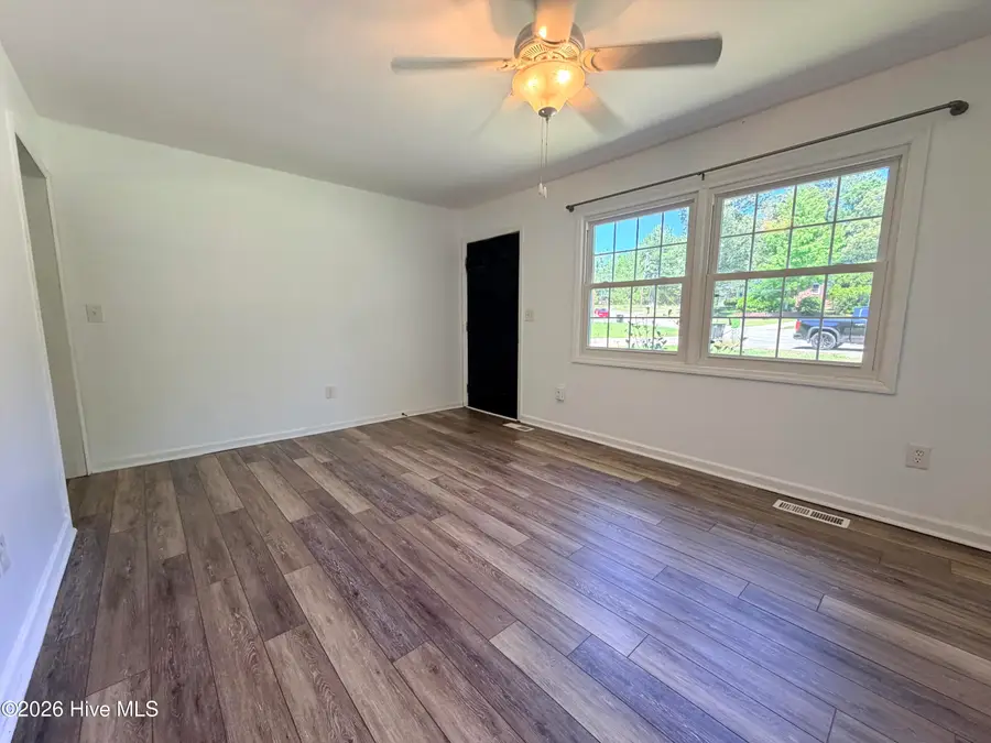 308 Sheffield Road, Jacksonville, NC 28546 - #3