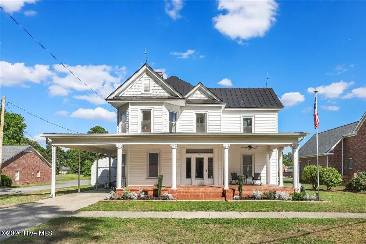 104 N Vance Street, Fremont, NC 27830 - #1