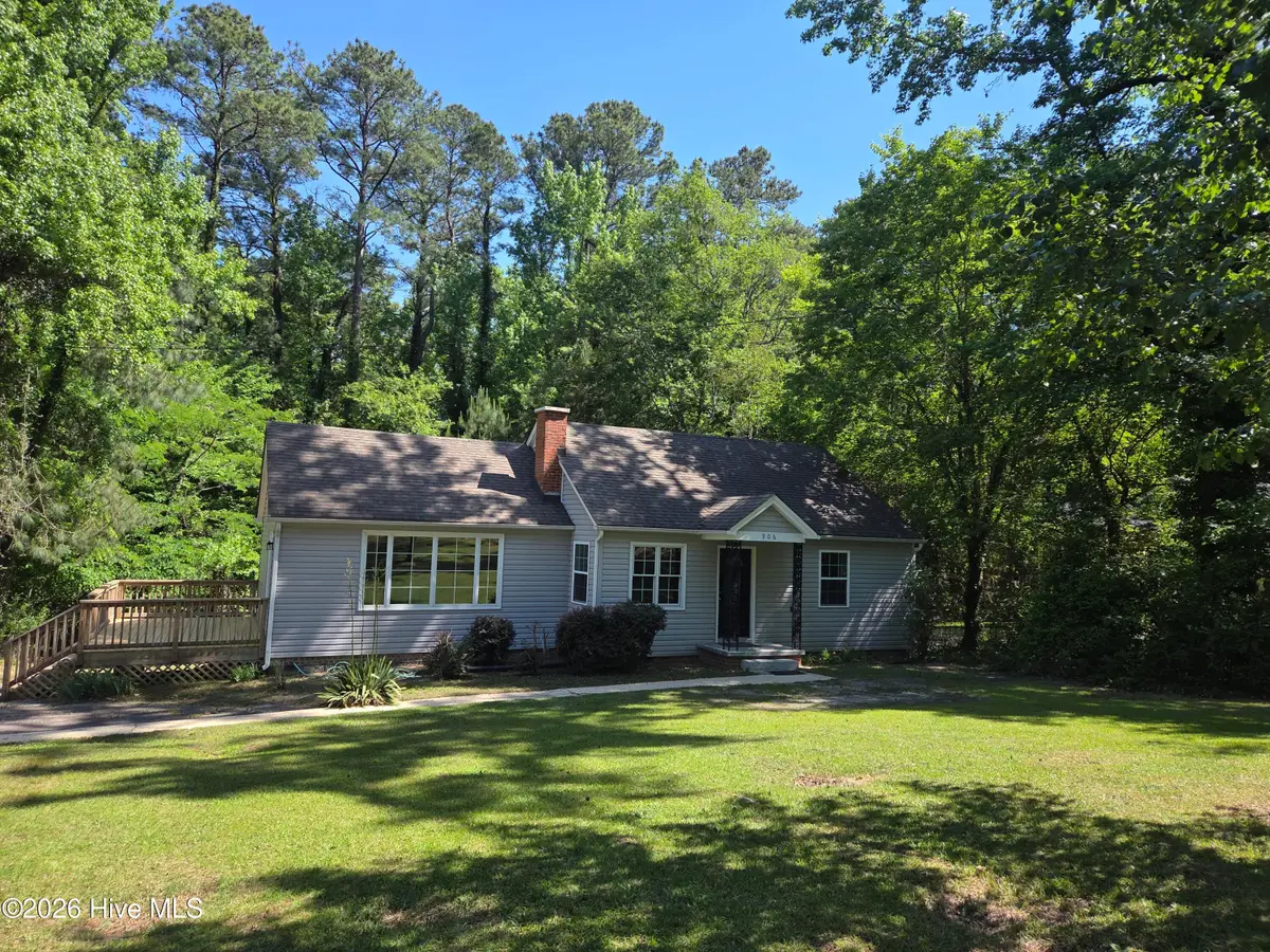 906 Sunset Drive, Carthage, NC 28327 - #1