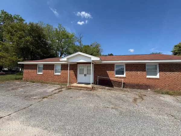 212 S Gillespie Street, Elizabethtown, NC 28337