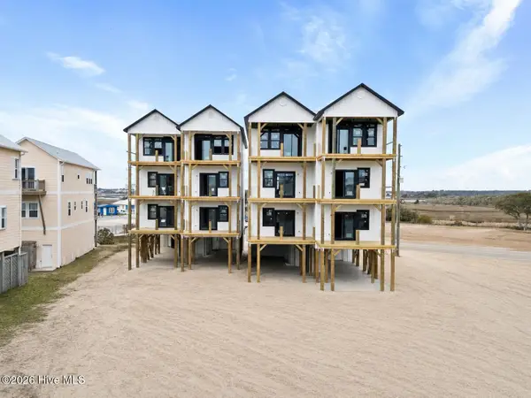 205 Shell Road, Surf City, NC 28445