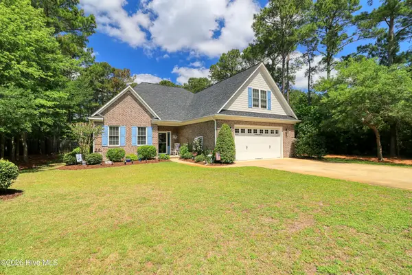 207 Westminster Way, Hampstead, NC 28443