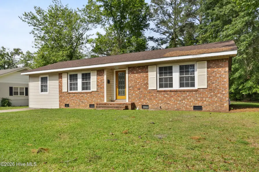 616 S Orange Street, Wallace, NC 28466 - #2