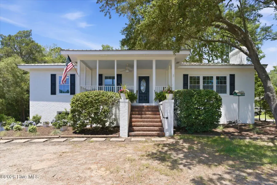 305 River Drive, Southport, NC 28461 - #2