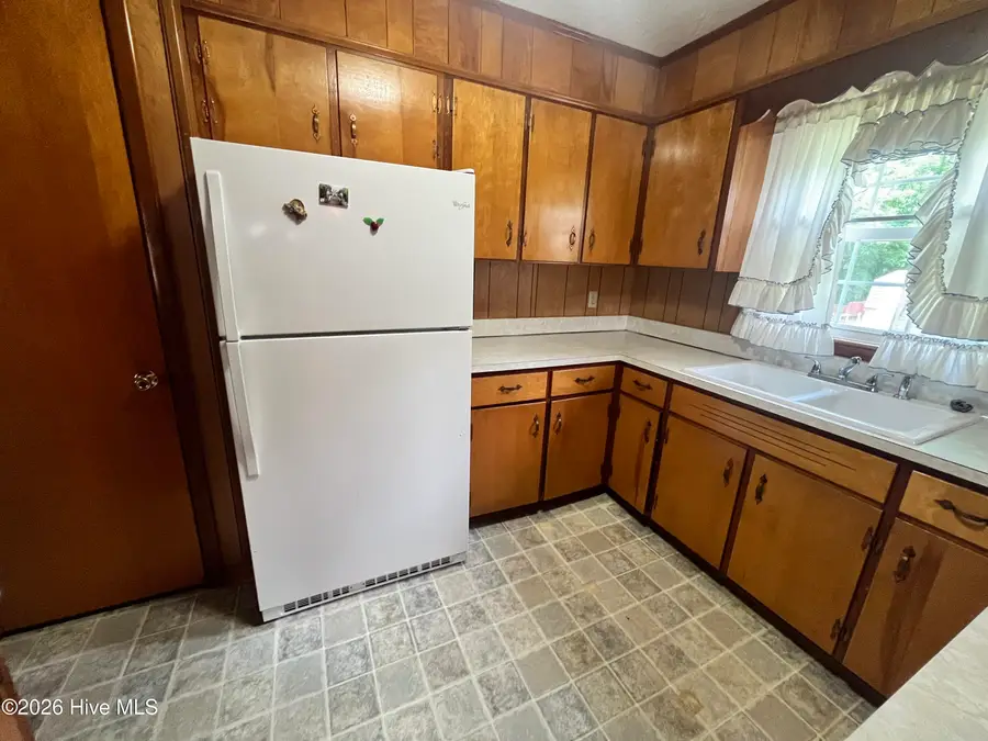 2085 New Britton Highway E, Whiteville, NC 28472 - #2