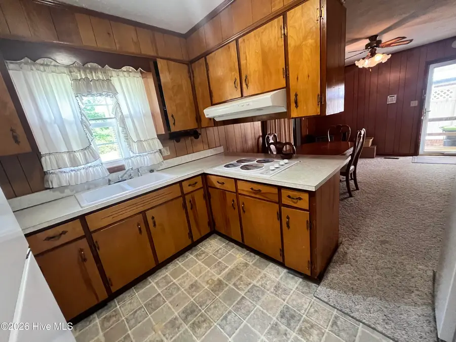 2085 New Britton Highway E, Whiteville, NC 28472 - #3