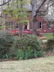 3975 White Oak Lane Sw, Lilburn, GA 30047 - #3