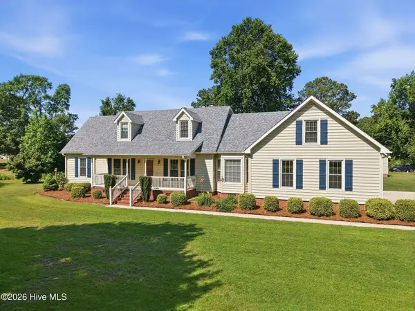 3190 Fox Run Circle, Kinston, NC 28504