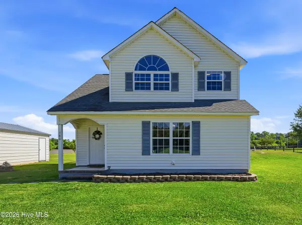380 Swinson Road, Maple Hill, NC 28454