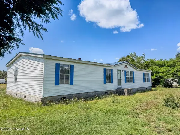 898 Brisson Road, Saint Pauls, NC 28384