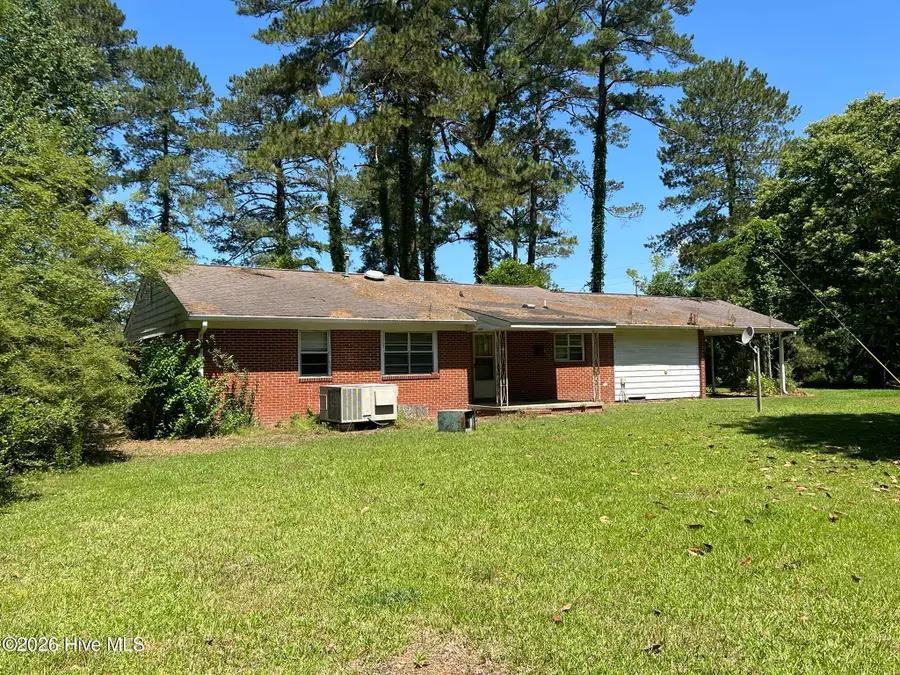 9343 North Carolina 131 Highway, Bladenboro, NC 28320 - #3