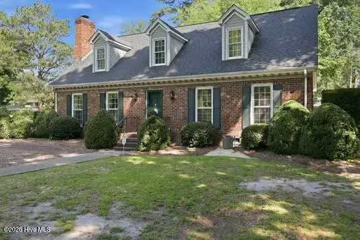 114 Williamsburg Drive, Greenville, NC 27858 - #3