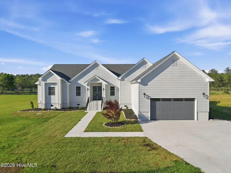 117 E Dowry Creek, Belhaven, NC 27810 - #2