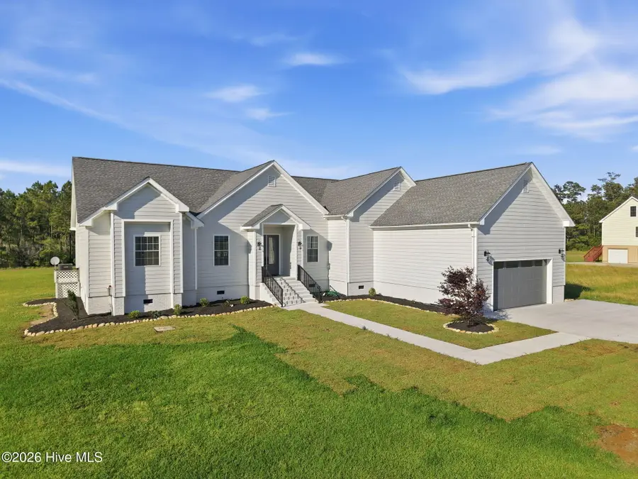 117 E Dowry Creek, Belhaven, NC 27810 - #3