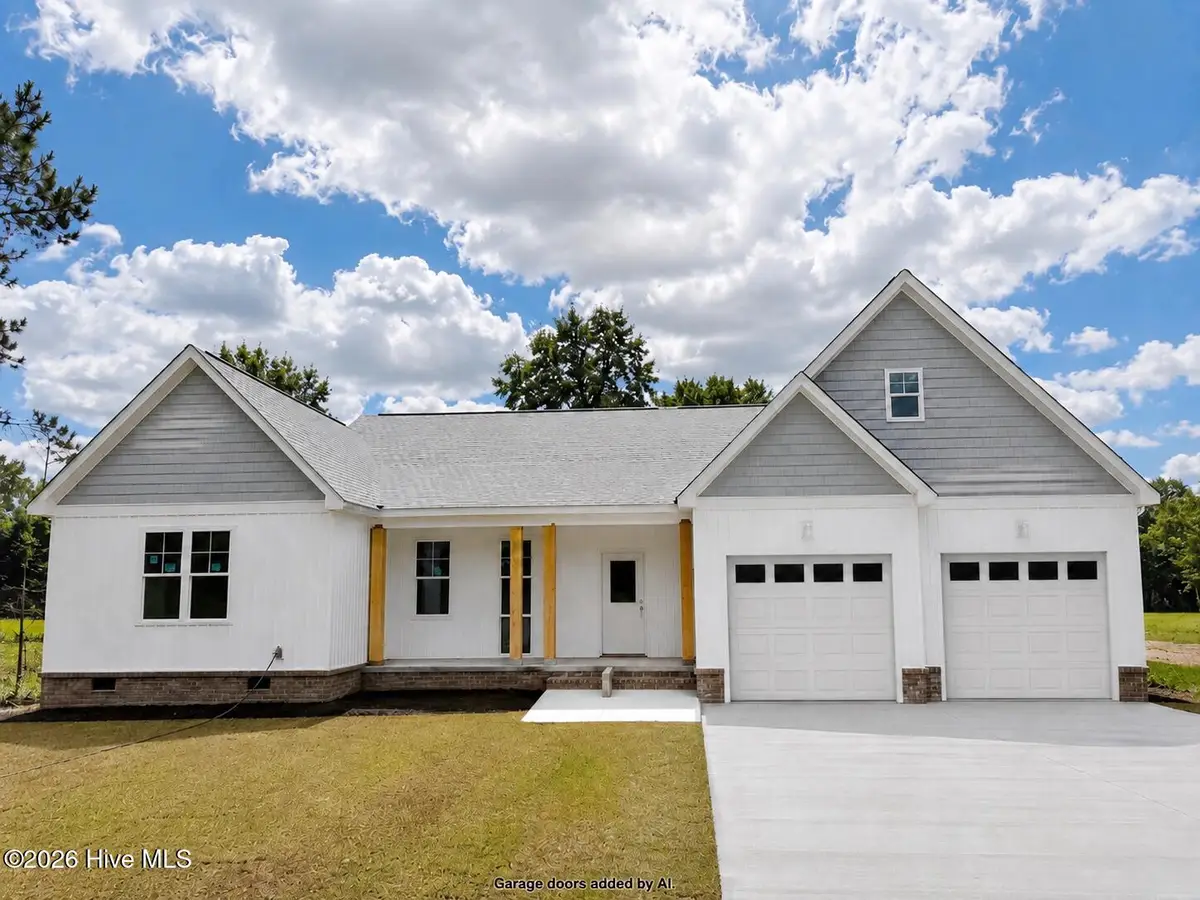 2886 Fox Run Circle, Kinston, NC 28504 - #1
