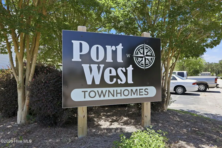 1 Portwest Townhouses Court #Apt D, Swansboro, NC 28584 - #2