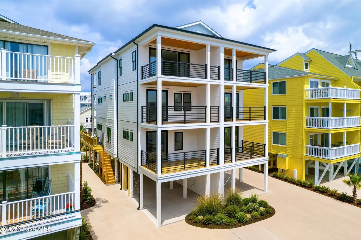 1507 Carolina Beach Avenue N #2, Carolina Beach, NC 28428 - #1