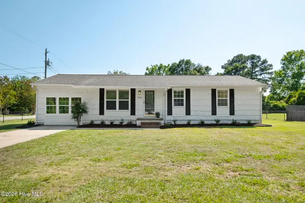 3521 Middle Sound Loop Road, Wilmington, NC 28411