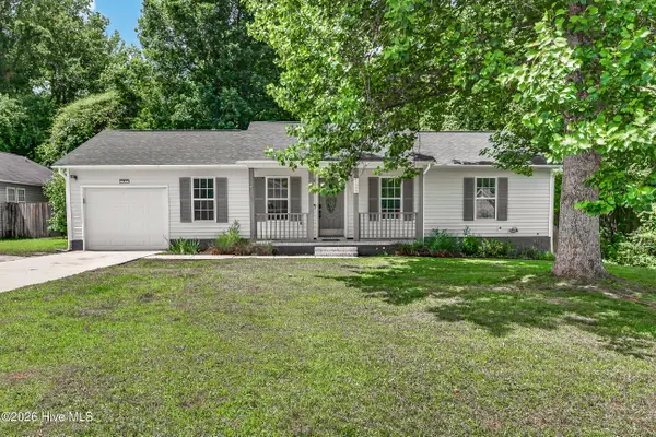 125 Sweetwater Drive, Jacksonville, NC 28540
