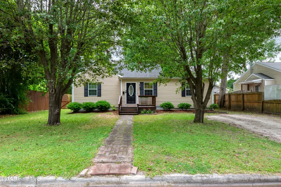 514 Jefferson Avenue, New Bern, NC 28560 - #3